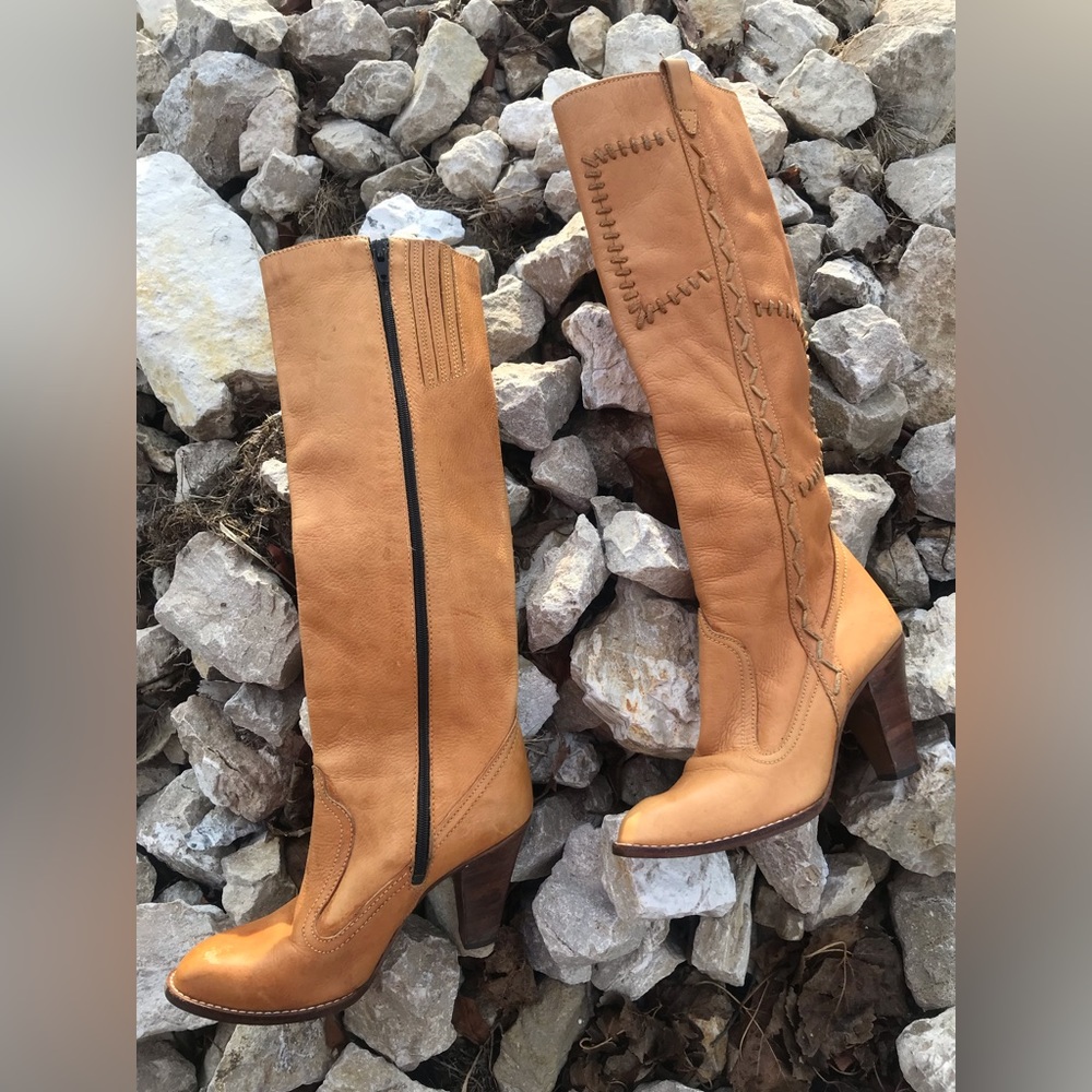 Vtg. Genuine pure  leather long boots by: TROYLINI size: 6 Made in Brazil. - Picture 12 of 16